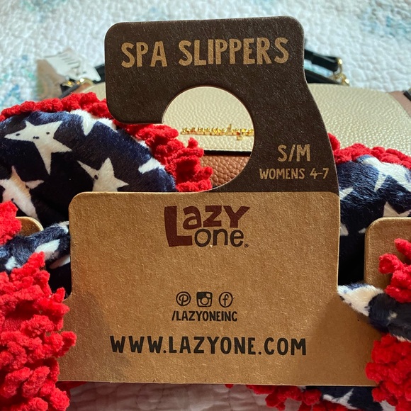 NWTS Lazy One Stars Spa Slippers Size S/M - Picture 3 of 8